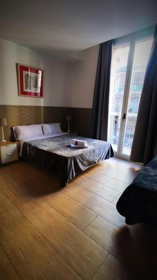 Hostal Agua Alegre Barcelona Eksteriør billede
