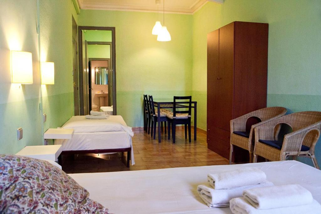 Hostal Agua Alegre Barcelona Værelse billede